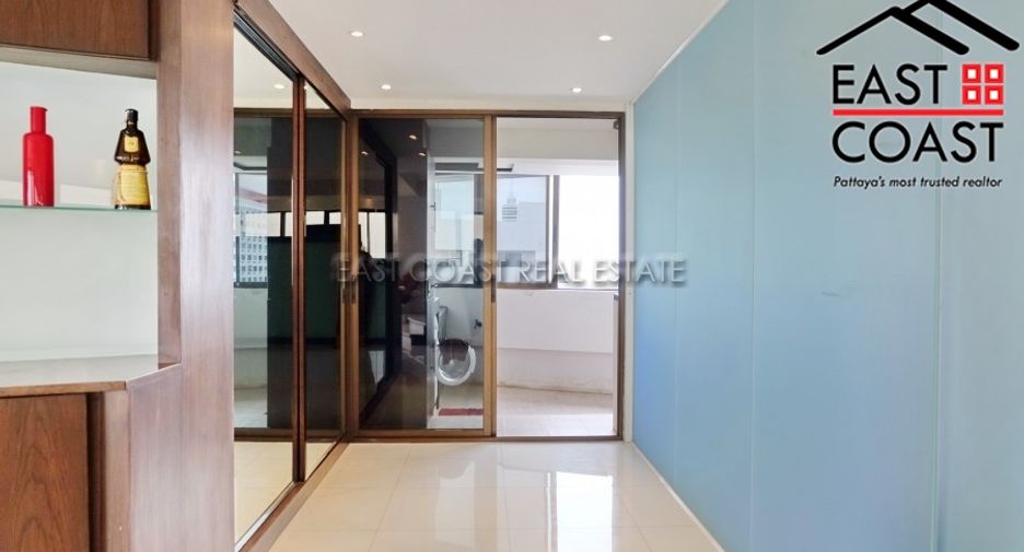 For sale 2 bedrooms condo in Jomtien, Pattaya
