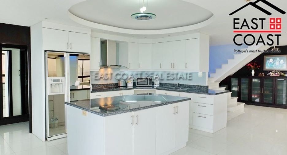 For sale 2 bedrooms condo in Jomtien, Pattaya