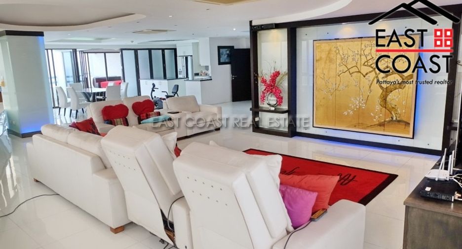 For sale 2 bedrooms condo in Jomtien, Pattaya