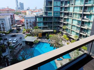 For sale 3 ベッドルーム condo in Bang Lamung, Chonburi