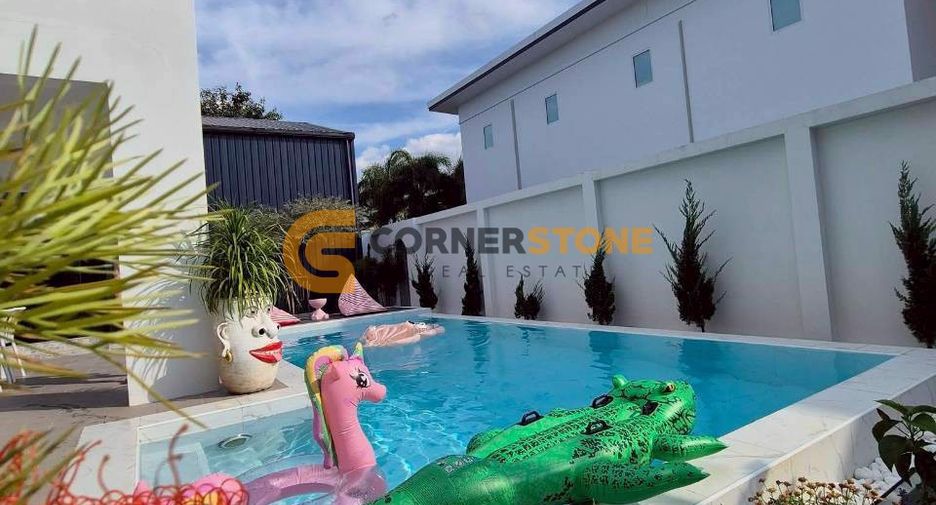 For rent and for sale 4 bedrooms house in Bang Lamung, Chonburi