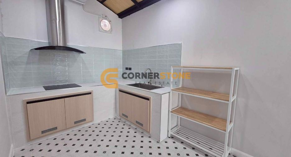 For rent and for sale 4 bedrooms house in Bang Lamung, Chonburi