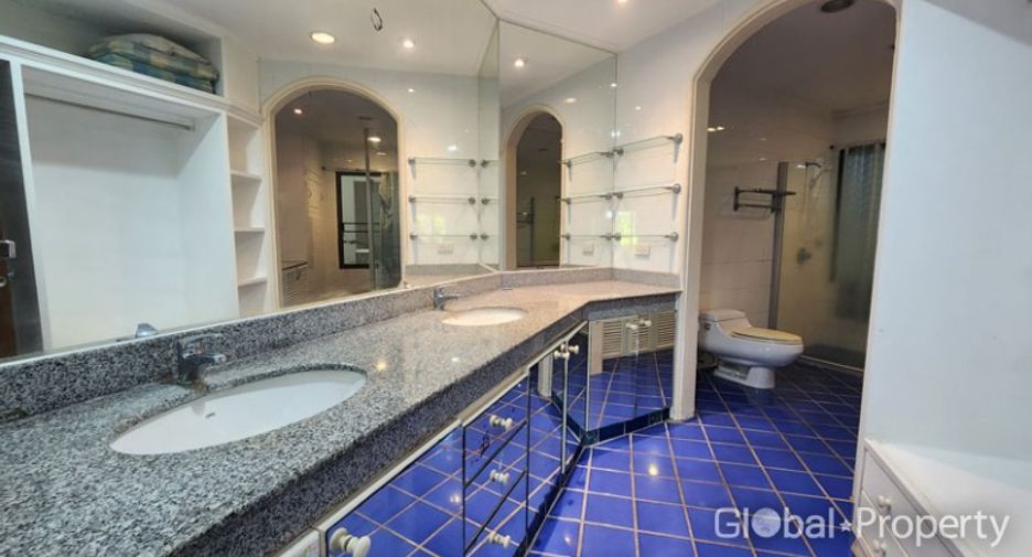 For sale 2 bedrooms condo in Sattahip, Chonburi