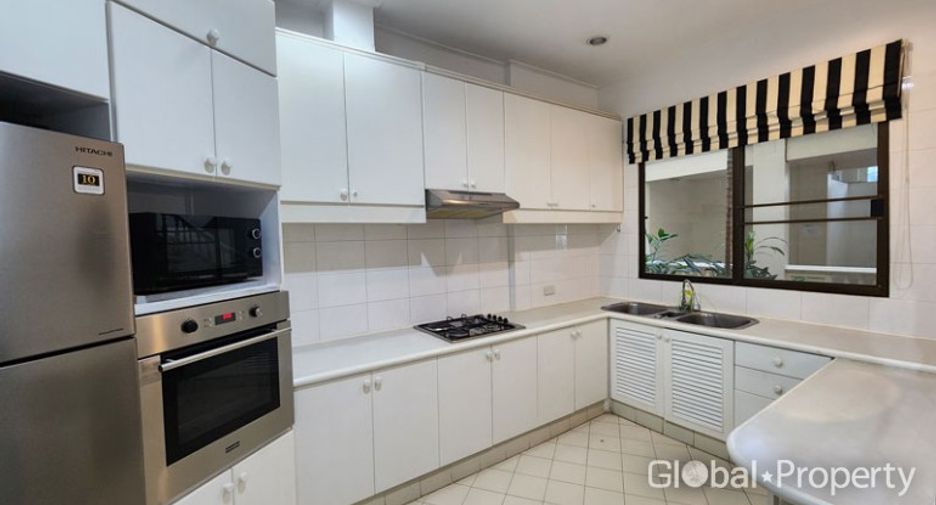 For sale 2 bedrooms condo in Sattahip, Chonburi