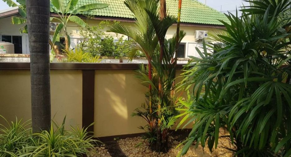 À vendre 2 chambres maison à East Pattaya, Pattaya