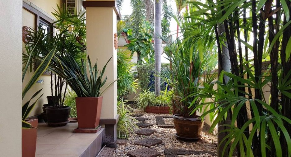À vendre 2 chambres maison à East Pattaya, Pattaya