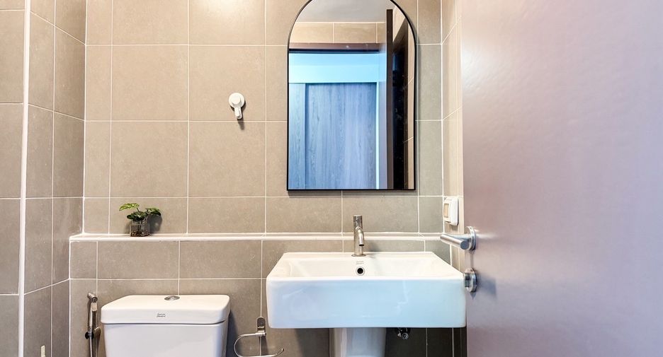 For sale 2 bedrooms condo in Mueang Phuket, Phuket