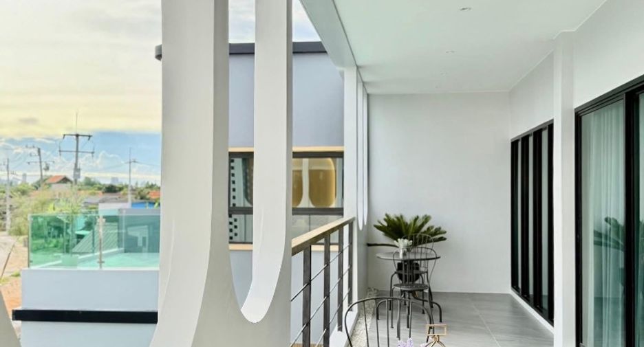 À louer 5 chambres villa à Huay Yai, Pattaya