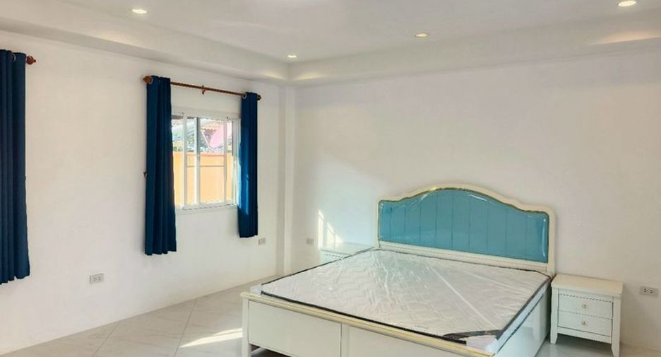 À vendre 4 chambres villa à Sattahip, Chonburi
