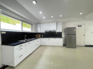 出租 4 卧室 独立屋 在 Bang Lamung, Chon Buri