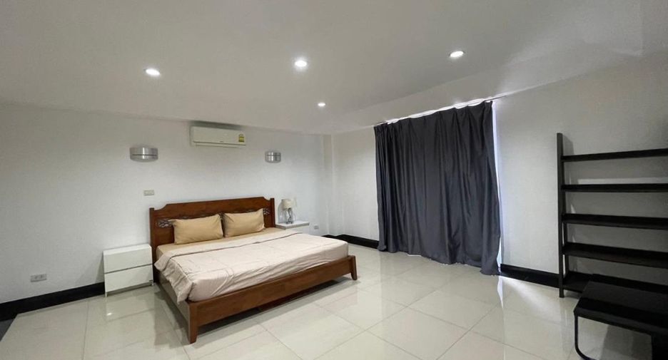 For rent 4 bedrooms house in Bang Lamung, Chonburi