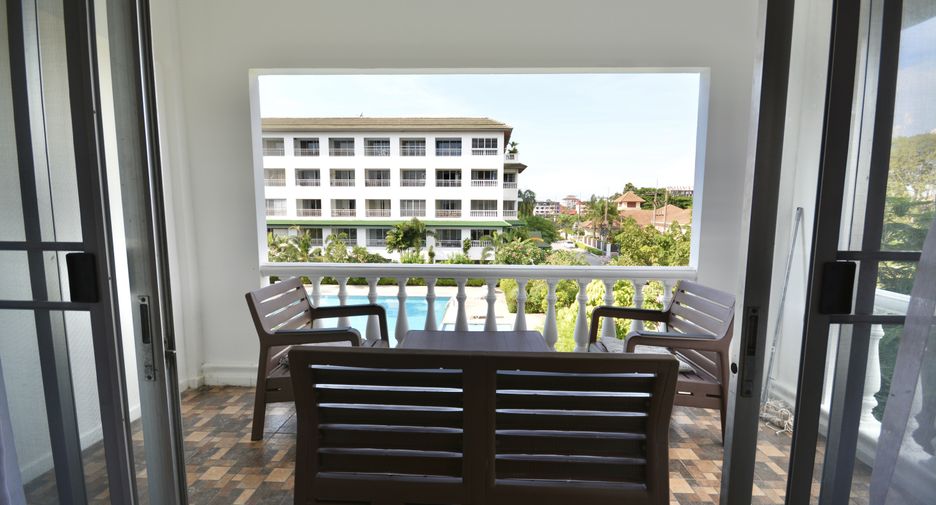 For rent 2 bedrooms condo in Bang Lamung, Chonburi