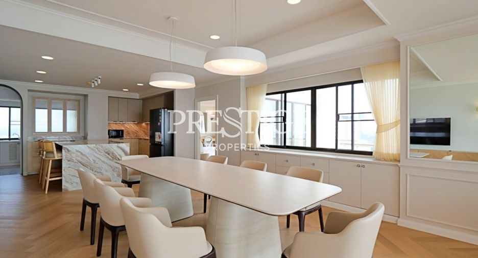 For rent 3 bedrooms condo in Sattahip, Chonburi