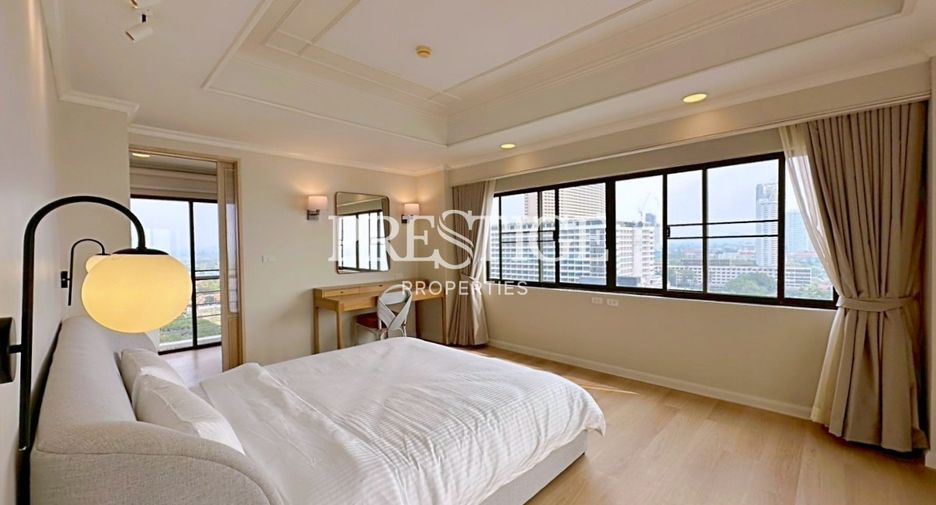 For rent 3 bedrooms condo in Sattahip, Chonburi