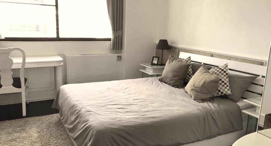 Condo en alquiler de 3 habitaciones en Sathon, Bangkok