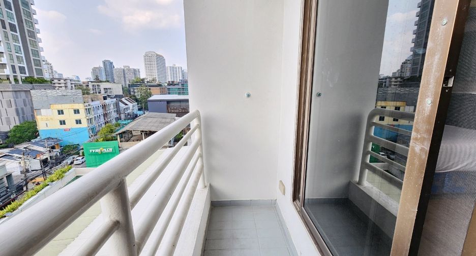 Wohnung zur Miete mit 1 Zimmer in Khlong Toei, Bangkok