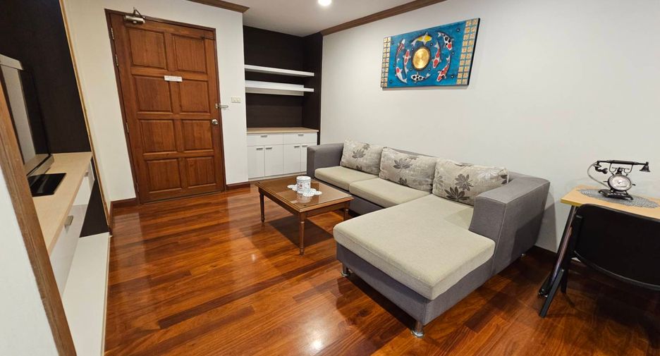 For rent 2 bedrooms condo in Khlong Toei, Bangkok