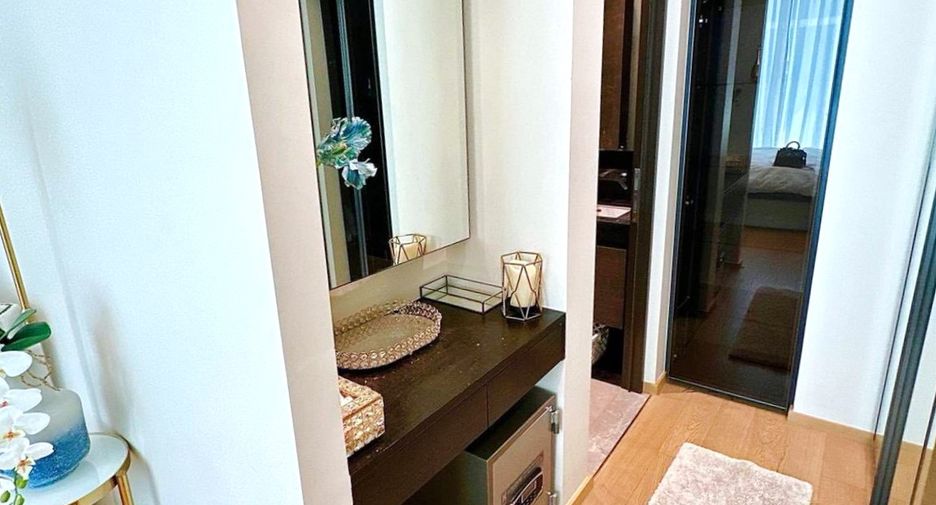 For rent 1 bed condo in Pathum Wan, Bangkok