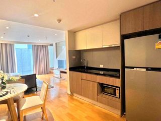 Condo en alquiler de 1 habitaciones en Khlong Toei, Bangkok