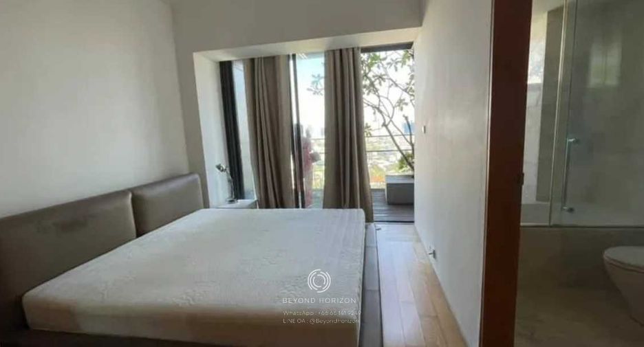 For rent 2 bedrooms condo in Sathon, Bangkok