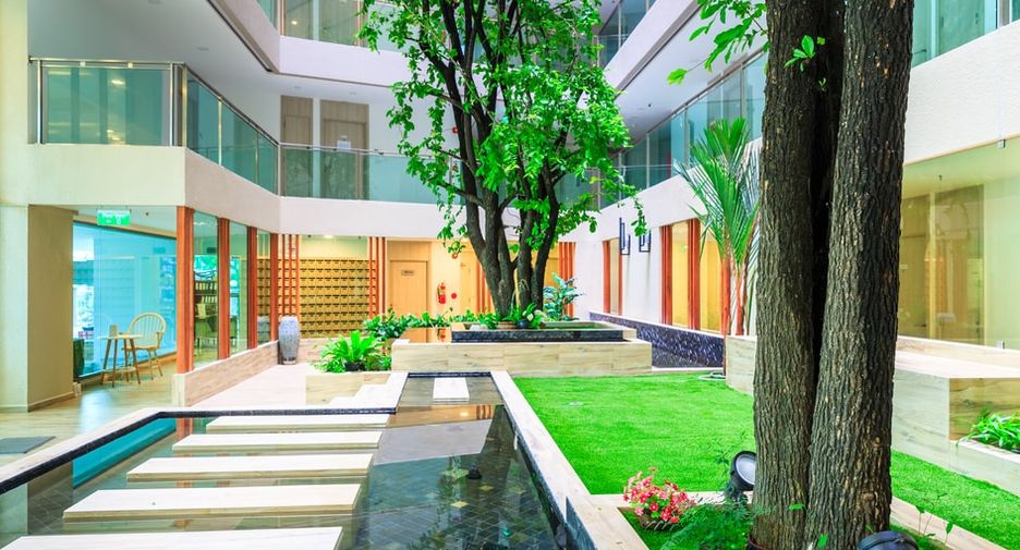 For sale 2 bedrooms condo in Pratumnak, Pattaya