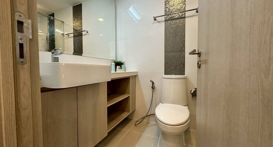 For sale 2 bedrooms condo in Pratumnak, Pattaya