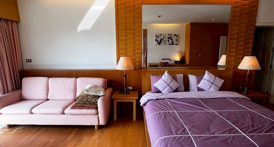For sale 3 bedrooms condo in Sattahip, Chonburi