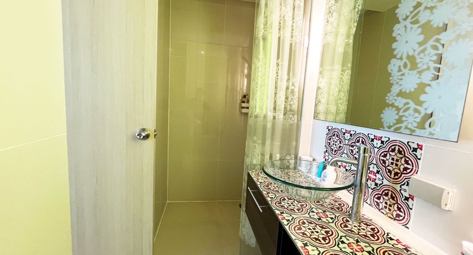 À vendre 2 chambres condo à South Pattaya, Pattaya
