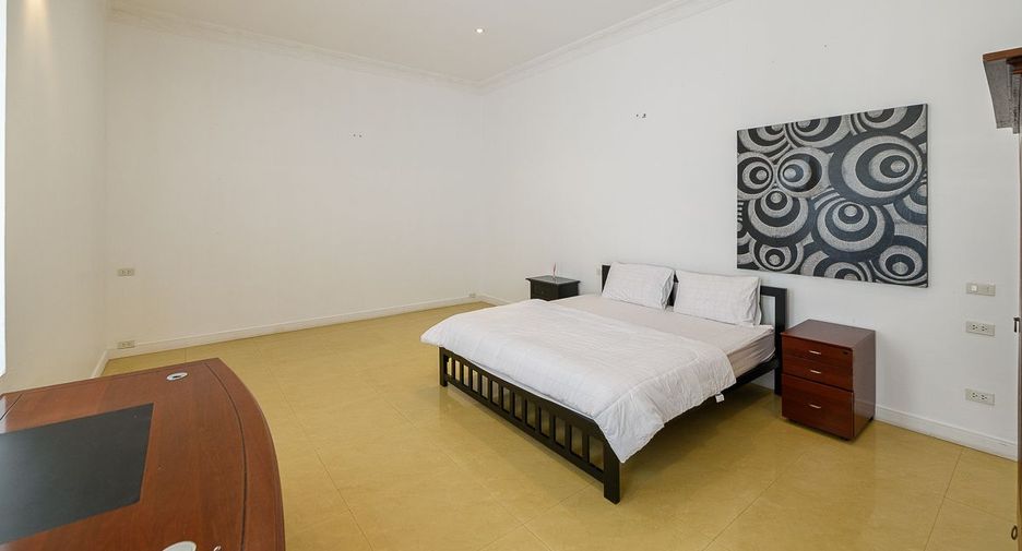 For sale 6 bedrooms house in Bang Lamung, Chonburi