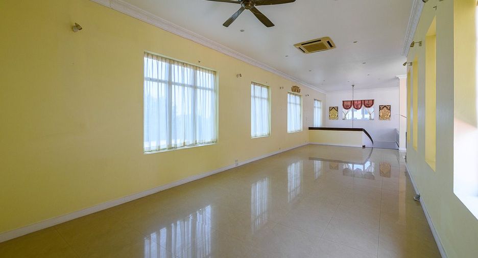 For sale 6 bedrooms house in Bang Lamung, Chonburi