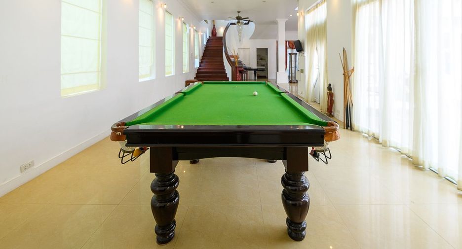 For sale 6 bedrooms house in Bang Lamung, Chonburi