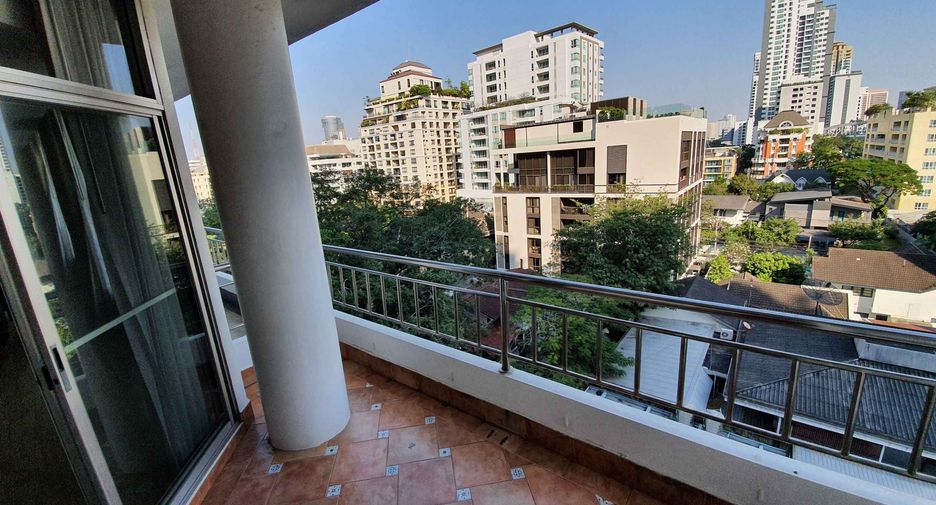 For rent 3 ベッドルーム condo in Watthana, Bangkok