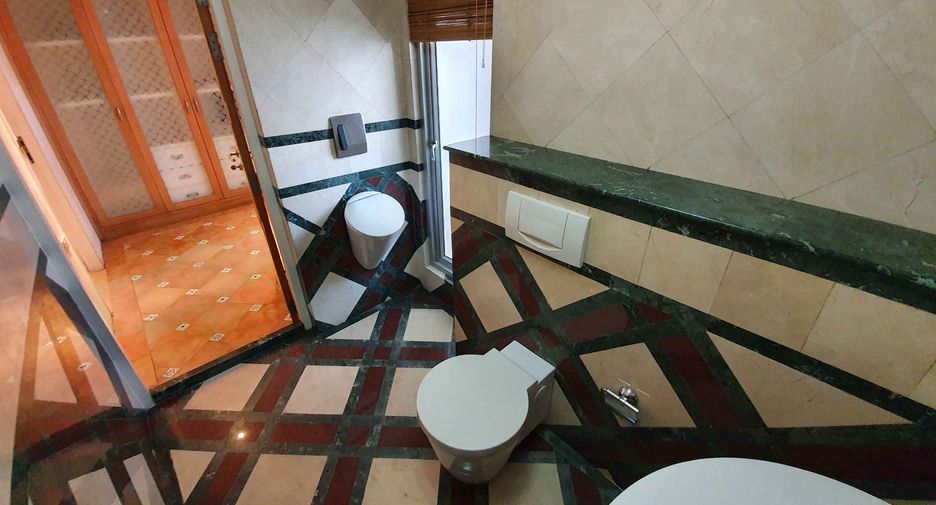 For rent 3 ベッドルーム condo in Watthana, Bangkok