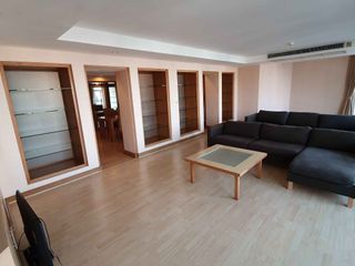 Аренда 3 спальни кондо в Щаттхана, Бангкок