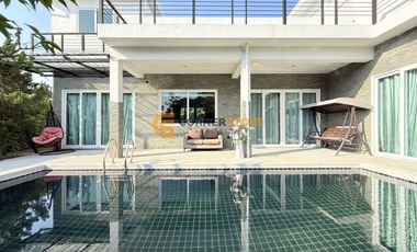 Casa en venta de 4 habitaciones en Sattahip, Chonburi