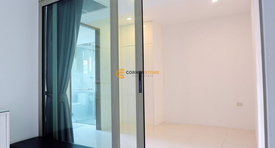 For rent 3 bedrooms condo in Bang Lamung, Chonburi