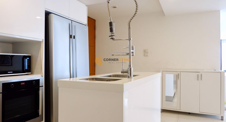 For rent 3 bedrooms condo in Bang Lamung, Chonburi