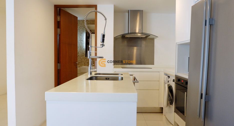 For rent 3 bedrooms condo in Bang Lamung, Chonburi