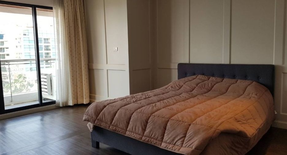 For sale 3 ベッドルーム condo in Bang Lamung, Chonburi