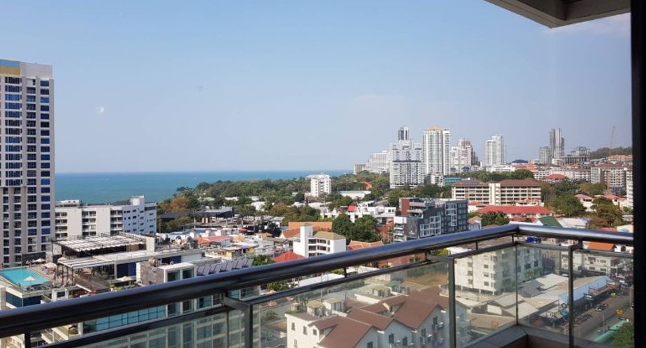 Продажа 3 спальни кондо в Банг Ламунг, Чонбури