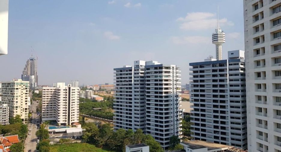 出售 3 卧室 公寓 在 Bang Lamung, Chon Buri