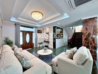 Haus zum Kauf mit 5 Zimmer in Bang Lamung, Chonburi