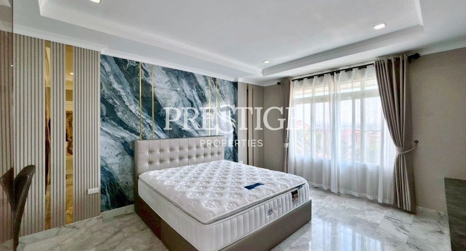 Haus zum Kauf mit 5 Zimmer in Bang Lamung, Chonburi