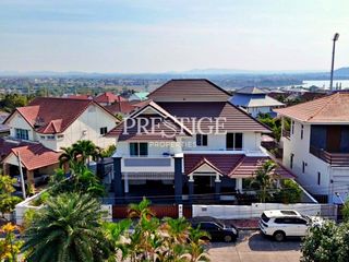Haus zum Kauf mit 5 Zimmer in Bang Lamung, Chonburi