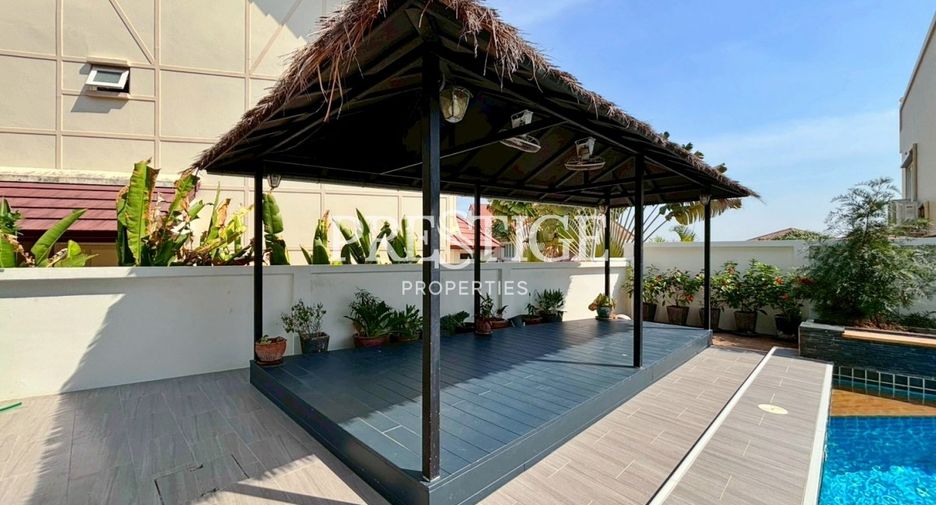 Haus zum Kauf mit 5 Zimmer in Bang Lamung, Chonburi