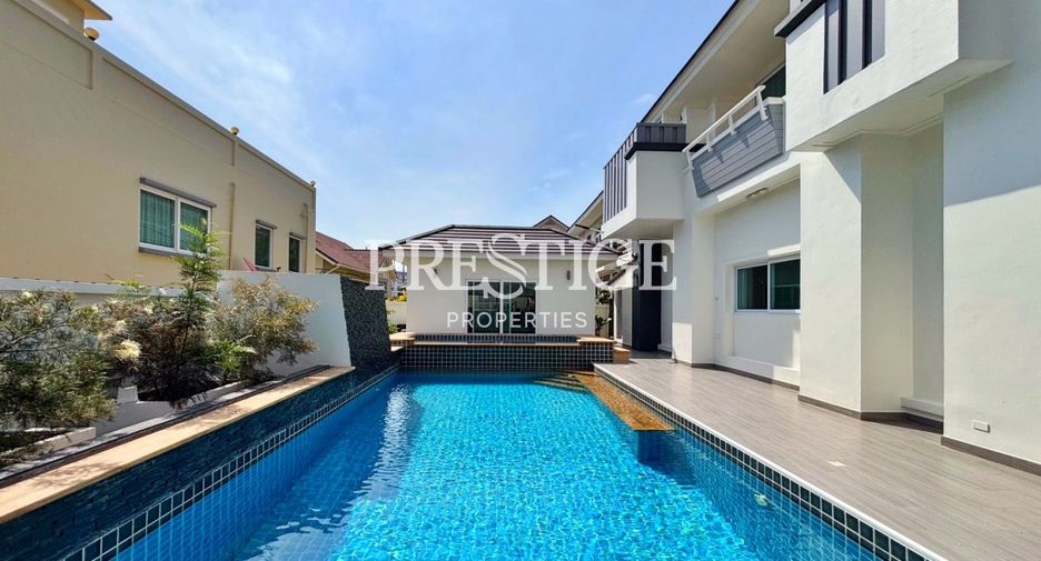 Haus zum Kauf mit 5 Zimmer in Bang Lamung, Chonburi