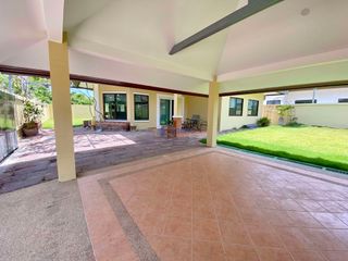 Haus zum Kauf mit 3 Zimmer in Bang Lamung, Chonburi