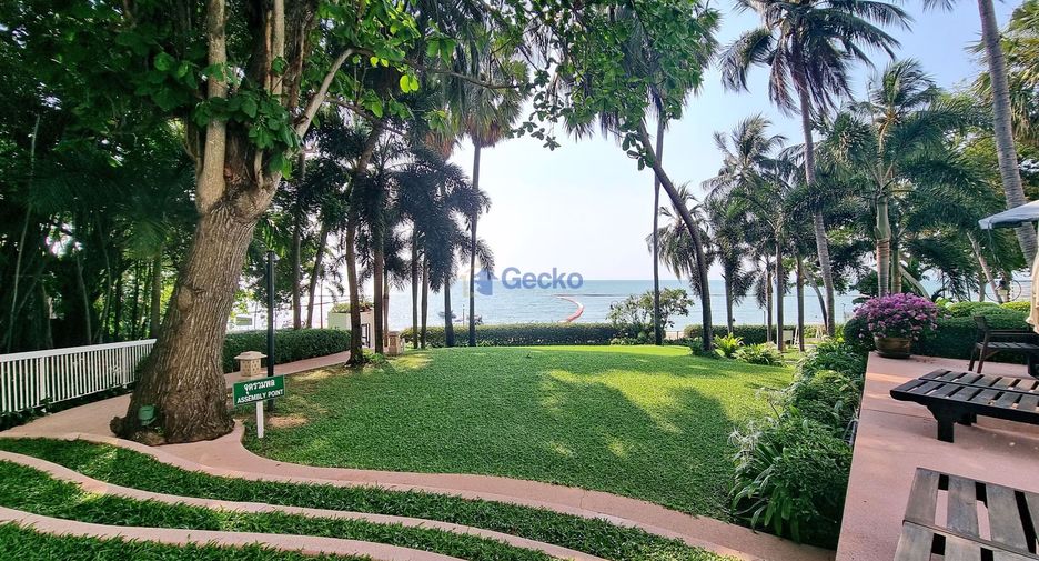 For rent 2 bedrooms condo in Bang Lamung, Chonburi