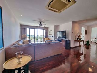 For rent 2 bedrooms condo in Bang Lamung, Chonburi