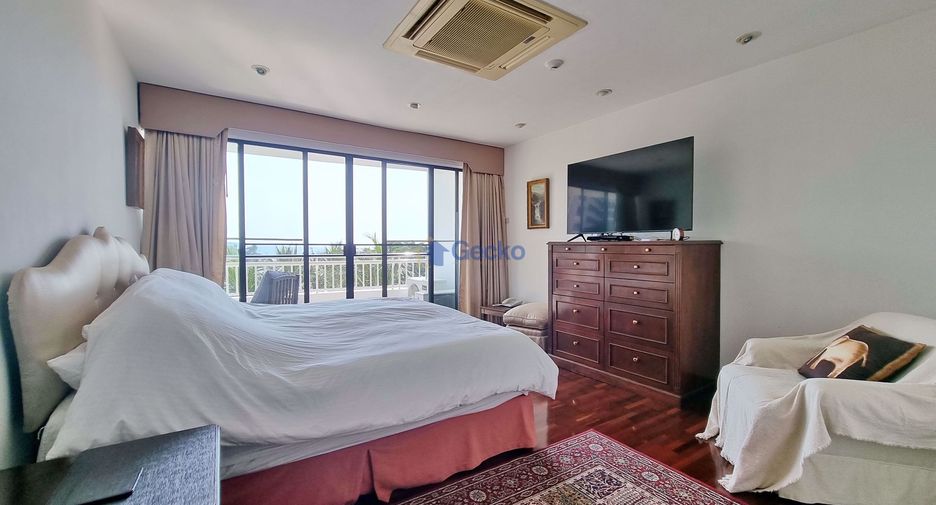 For rent 2 bedrooms condo in Bang Lamung, Chonburi
